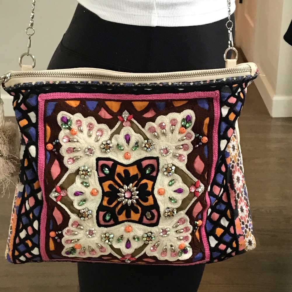 Steve Madden Beaded Embroidered Bohemian Bag - Picture 2 of 4